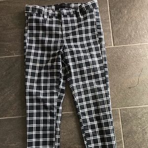 Skinny plaid pants